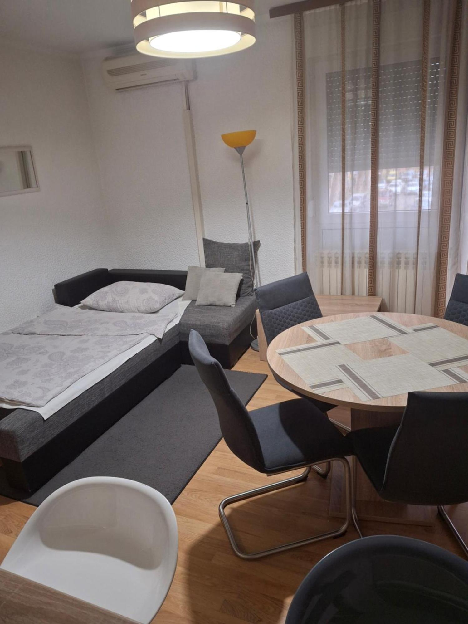 Apartman Centros Osijek Exterior foto