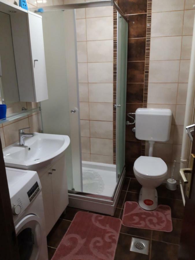 Apartman Centros Osijek Exterior foto